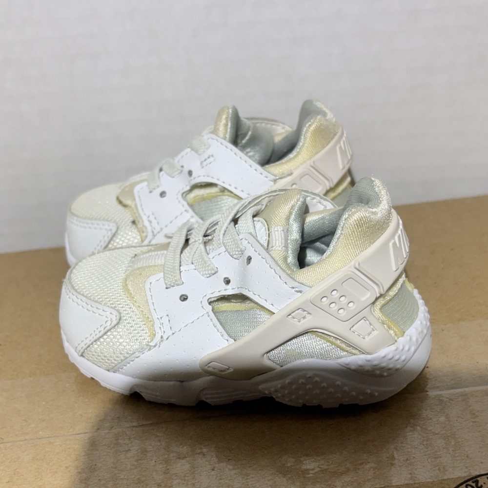 Toddler Nike Air Huarache Run Athletic Shoes ‘White’ 5C
